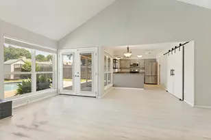 6625 Moss Ln, Watauga, TX 76148 - Photo 5