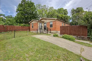 501 Byron St, Fort Worth, TX 76114 - Photo 1