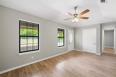 316 N Elm Street, Mart, TX 76664 - Photo 5