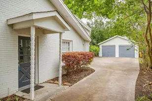 2013 Huntington Ln, Fort Worth, TX 76110 - Photo 35
