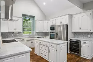 1309 Meadow Ridge Ct, Southlake, TX 76092 - Photo 9