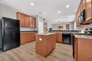 14109 Fontana Rd, Fort Worth, TX 76262 - Photo 11
