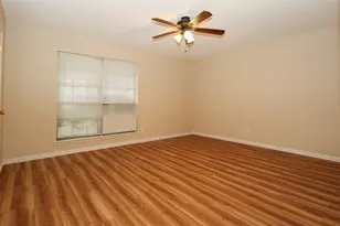 5301 Wooten Dr, Fort Worth, TX 76133 - Photo 11