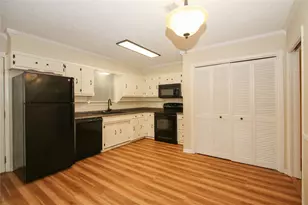 5301 Wooten Dr, Fort Worth, TX 76133 - Photo 5