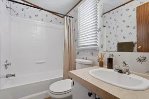 4434 Wildwood Cir, Granbury, TX 76049 - Photo 15