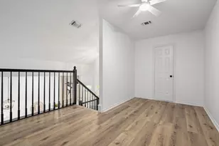 1401 Carver Ln, Irving, TX 75061 - Photo 17