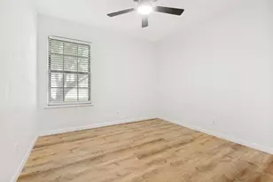 2654 Arlington Ln, Lancaster, TX 75134 - Photo 17