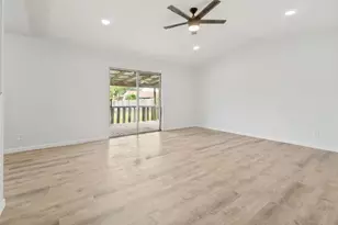 2654 Arlington Ln, Lancaster, TX 75134 - Photo 7
