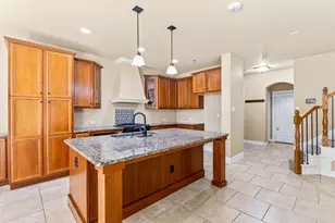 1014 Brook Forest Ln, Euless, TX 76039 - Photo 11