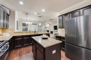 1021 Lake Grove Dr, Little Elm, TX 75068 - Photo 11