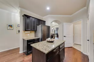 1021 Lake Grove Dr, Little Elm, TX 75068 - Photo 13
