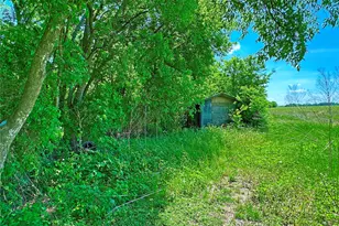 655 St Clair Rd, Ennis, TX 75119 - Photo 29