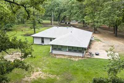 454 County Road 1485, Bogata, TX 75417 - Photo 37