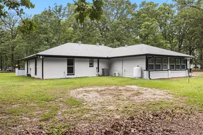 454 County Road 1485, Bogata, TX 75417 - Photo 23