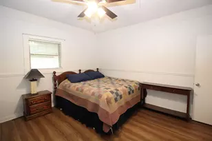 220 N 14th Ave, Munday, TX 76371 - Photo 21
