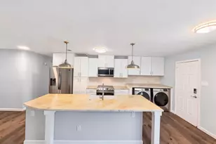 109 N Heights Dr, Crowley, TX 76036 - Photo 11