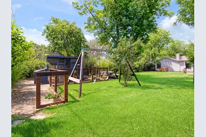 1813 Martel Avenue, Fort Worth, TX 76103 - Photo 23