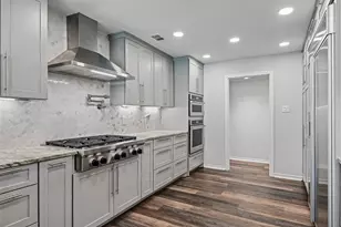13216 Hillcrest Rd, Dallas, TX 75240 - Photo 11
