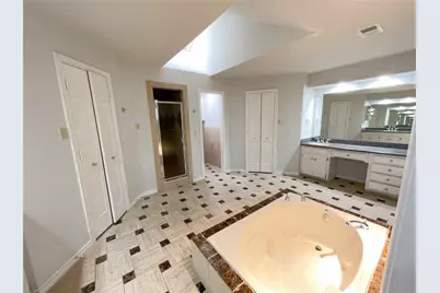 13216 Hillcrest Road, Dallas, TX 75240 - Photo 15