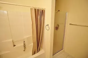 2936 Santa Sabina Dr, Grand Prairie, TX 75052 - Photo 15