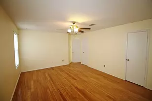 2936 Santa Sabina Dr, Grand Prairie, TX 75052 - Photo 13