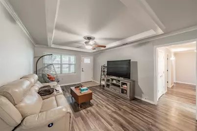 1009 Zelda, Hurst, TX 76053 - Photo 11