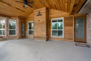 245 Bent Creek Dr, Waxahachie, TX 75165 - Photo 11