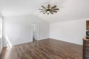 219 Cumberland Trail, Bridgeport, TX 76426 - Photo 13