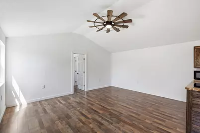 219 Cumberland Trail, Bridgeport, TX 76426 - Photo 15