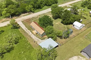 219 Cumberland Trail, Bridgeport, TX 76426 - Photo 33