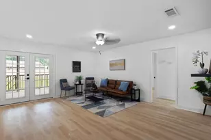5217 Nell St, Fort Worth, TX 76119 - Photo 11