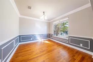 1067 Valley Vista Dr, Irving, TX 75063 - Photo 5
