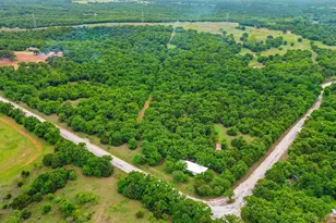 936 Carter Lake Dr, Bowie, TX 76230 - Photo 11
