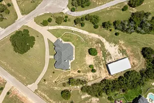 2030 Hills Court, Stephenville, TX 76401 - Photo 37