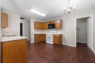 652 Lowe Dr, Cedar Hill, TX 75104 - Photo 7