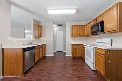 652 Lowe Drive, Cedar Hill, TX 75104 - Photo 3