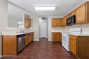 652 Lowe Dr, Cedar Hill, TX 75104 - Photo 3