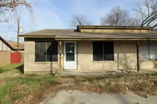 1705 Fitzgerald Ct, Arlington, TX 76012 - Photo 1