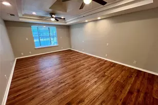 300 W 4th St, Springtown, TX 76082 - Photo 9