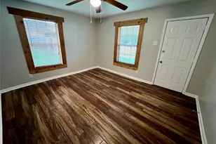 300 W 4th St, Springtown, TX 76082 - Photo 13