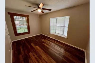 300 W 4th Street, Springtown, TX 76082 - Photo 15