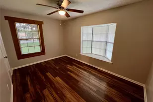300 W 4th St, Springtown, TX 76082 - Photo 15