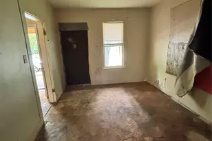 2006 Giddings St, Wichita Falls, TX 76309 - Photo 5