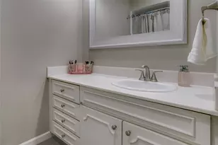 7777 Royal Ln, Dallas, TX 75230 - Photo 17