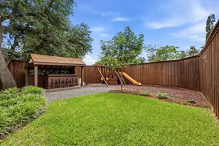 15319 Trails End Dr, Dallas, TX 75248 - Photo 37