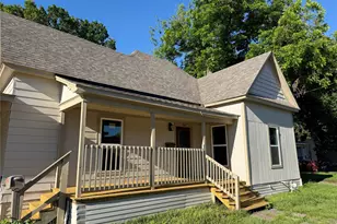 309 W 8th St, Bonham, TX 75418 - Photo 3