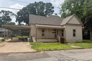 309 W 8th St, Bonham, TX 75418 - Photo 5