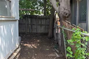 2107 Ave I, Wichita Falls, TX 76309 - Photo 3