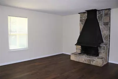 6319 Walraven Circle, Fort Worth, TX 76133 - Photo 7