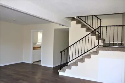 6319 Walraven Circle, Fort Worth, TX 76133 - Photo 9